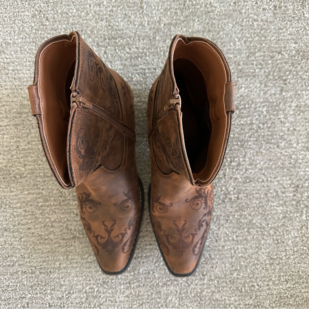 ROPER WOMEN'S SHORT STUFF FASHION BOOTIES - SNIP TOE Brown Size 10 - Picture 7 of 10